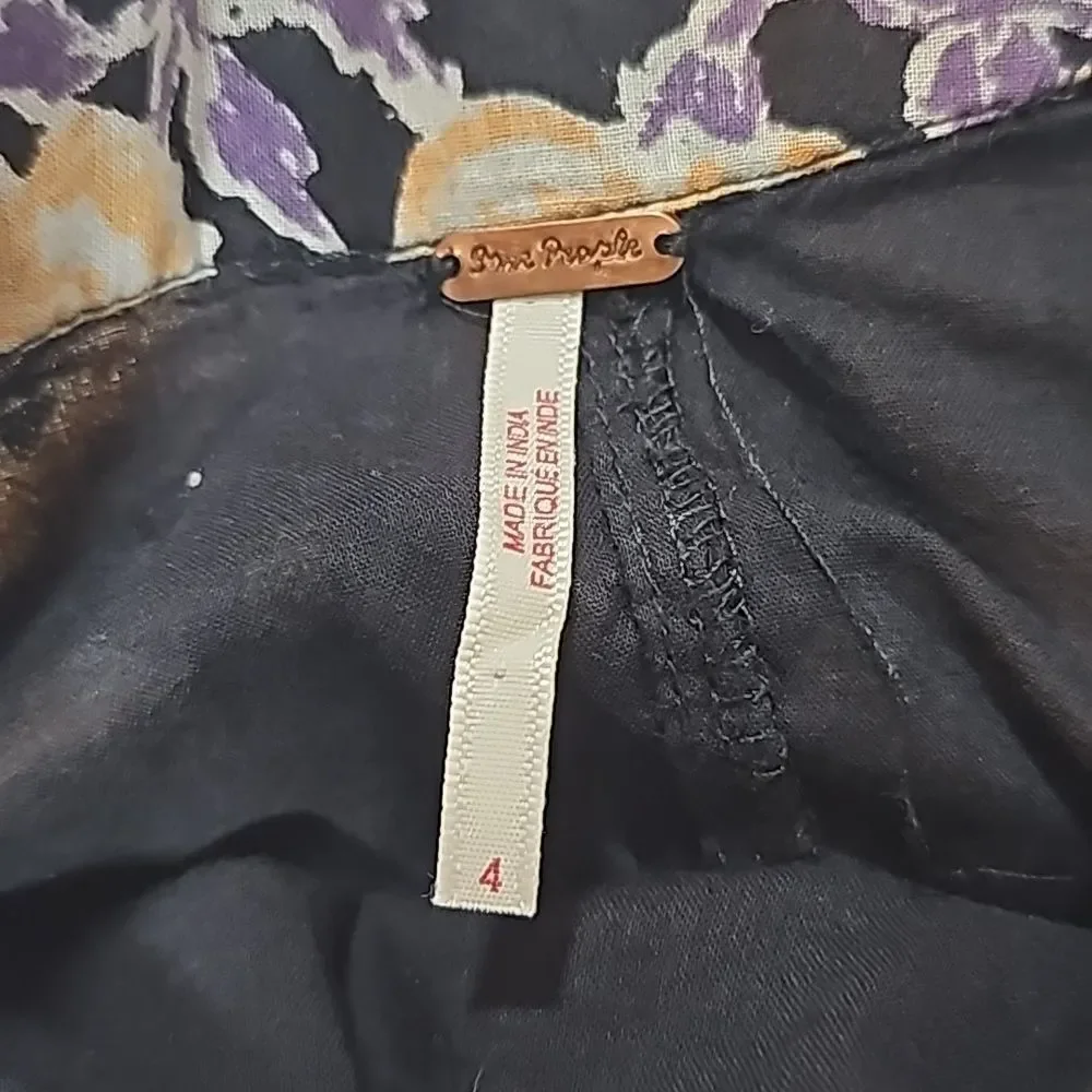 Free People -1912 End of The Island Floral‎ Skirt Black Combo Women's size 4